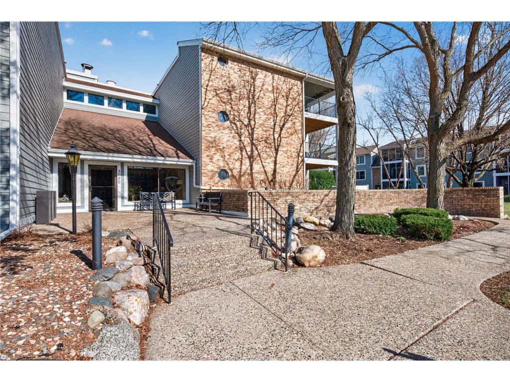 3020 Saint Albans Mill Road #105 Minnetonka MN 55305 - Minnehaha Creek 7052466 image4