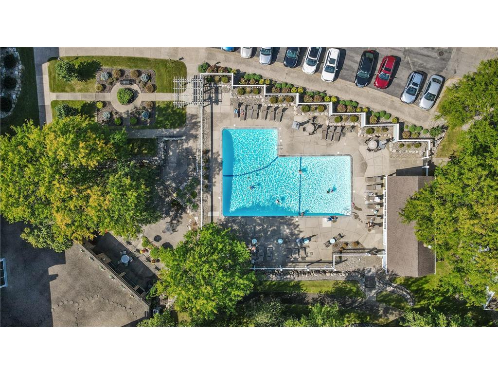 3020 Saint Albans Mill Road #105 Minnetonka MN 55305 - Minnehaha Creek 7052466 image40