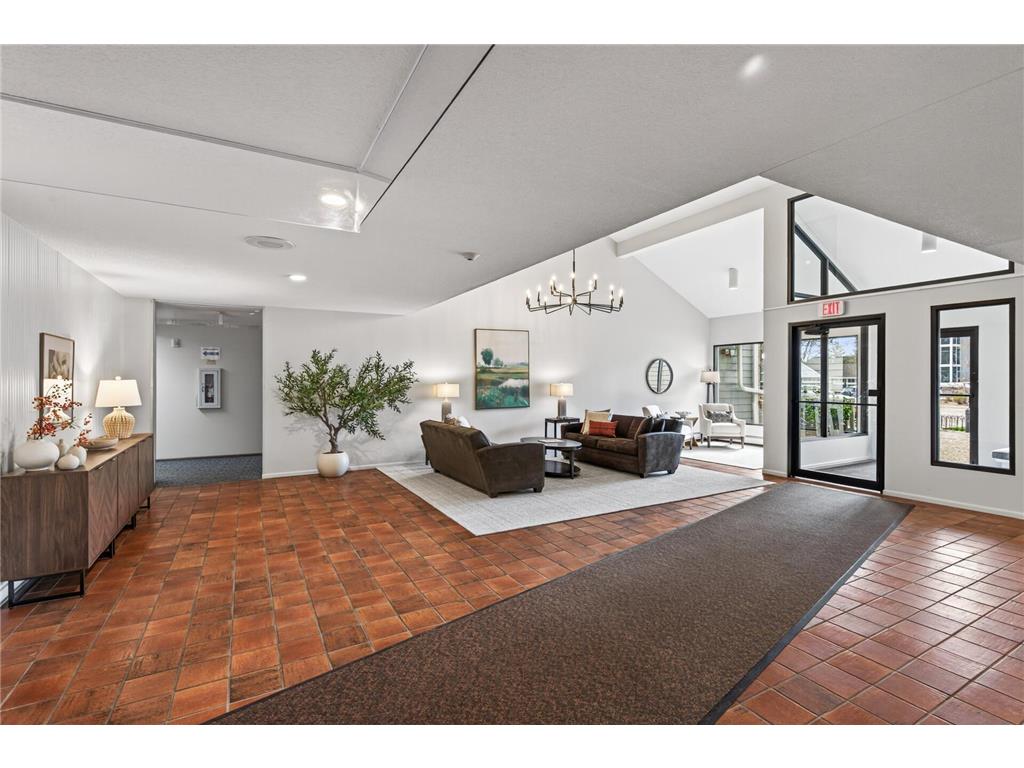 3020 Saint Albans Mill Road #105 Minnetonka MN 55305 - Minnehaha Creek 7052466 image5