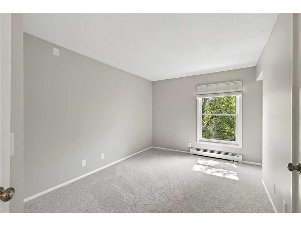 3020 Saint Albans Mill Road #205 Minnetonka MN 55305 - Minnehaha Creek 7109608 image13