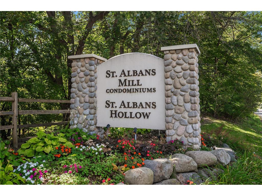 3020 Saint Albans Mill Road #211 Minnetonka MN 55305 - Minnehaha Creek 6675241 image1