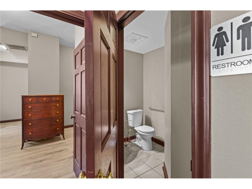 3021 Park Avenue S Minneapolis MN 55407 7083598 image21