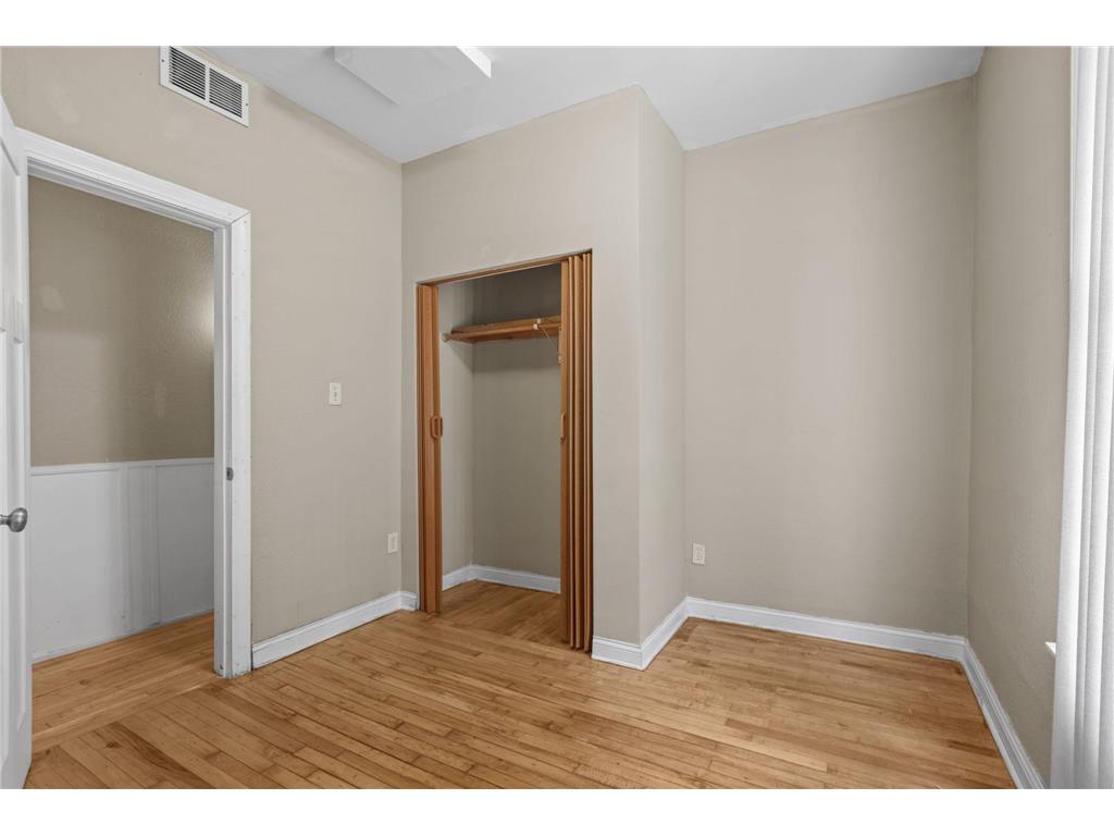 3021 Park Avenue S Minneapolis MN 55407 7083598 image26