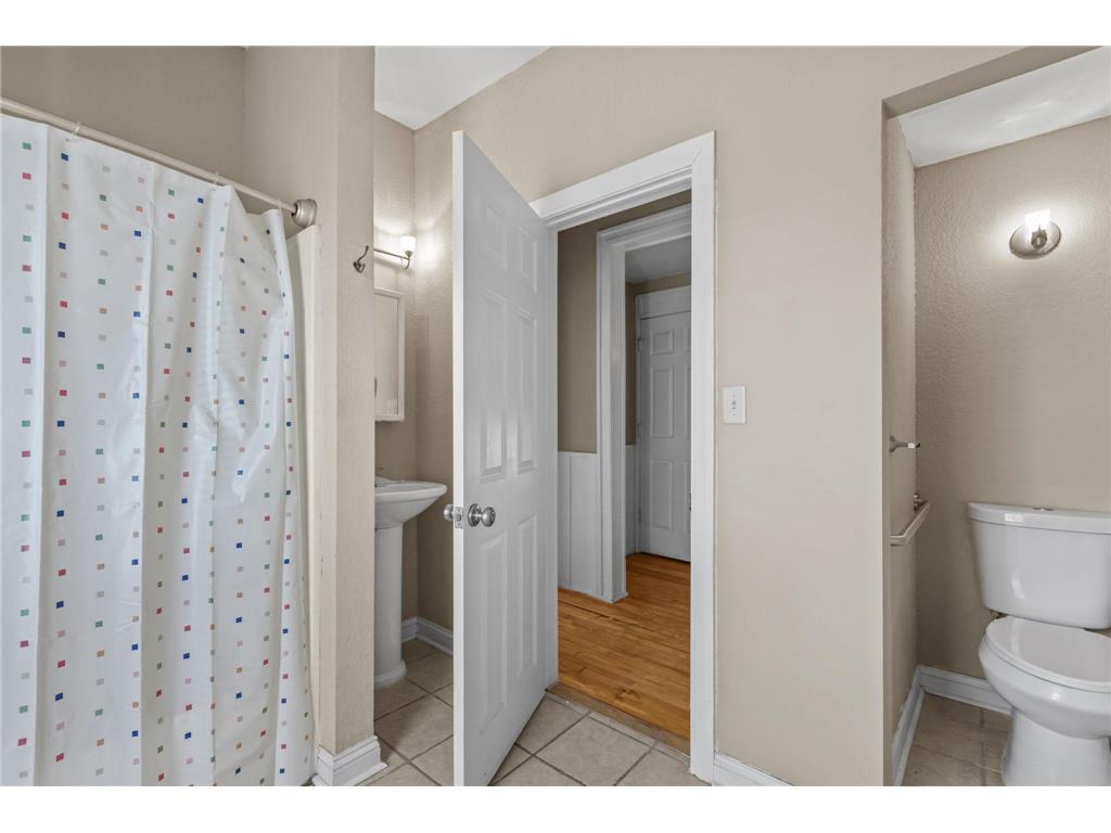 3021 Park Avenue S Minneapolis MN 55407 7083598 image37