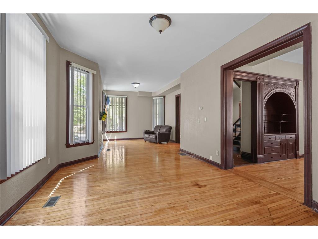 3021 Park Avenue S Minneapolis MN 55407 7083598 image8