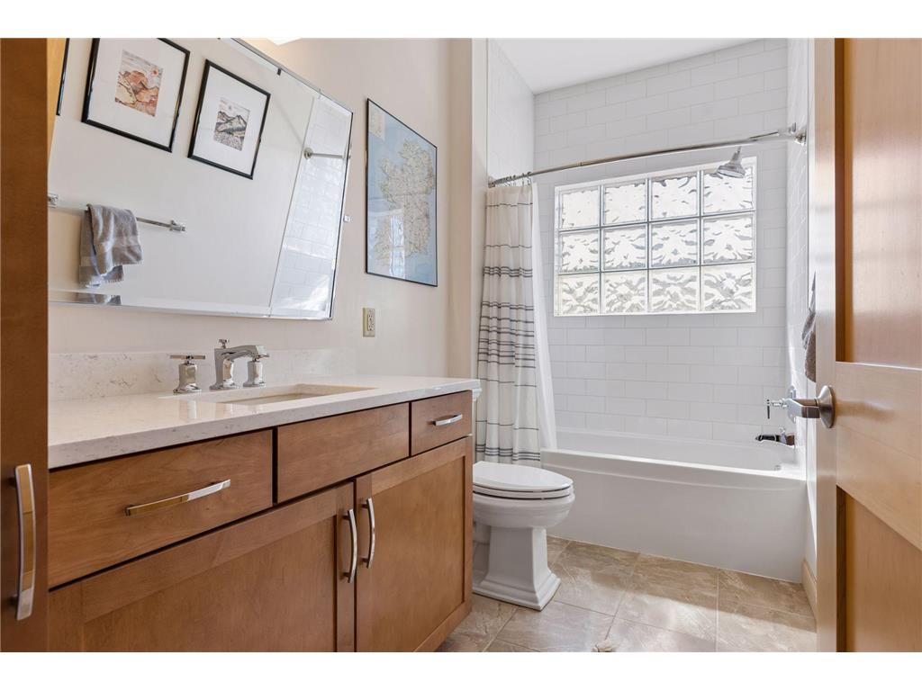 3022 Emerson Avenue S Minneapolis MN 55408 7054799 image19