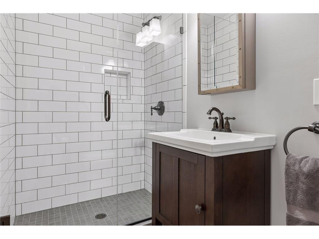 3022 Emerson Avenue S Minneapolis MN 55408 7054799 image23
