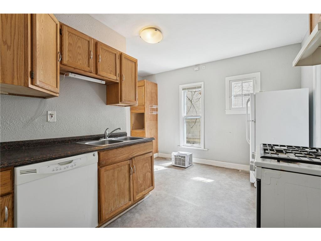 3022 Grand Avenue S Minneapolis MN 55408 6724558 image11