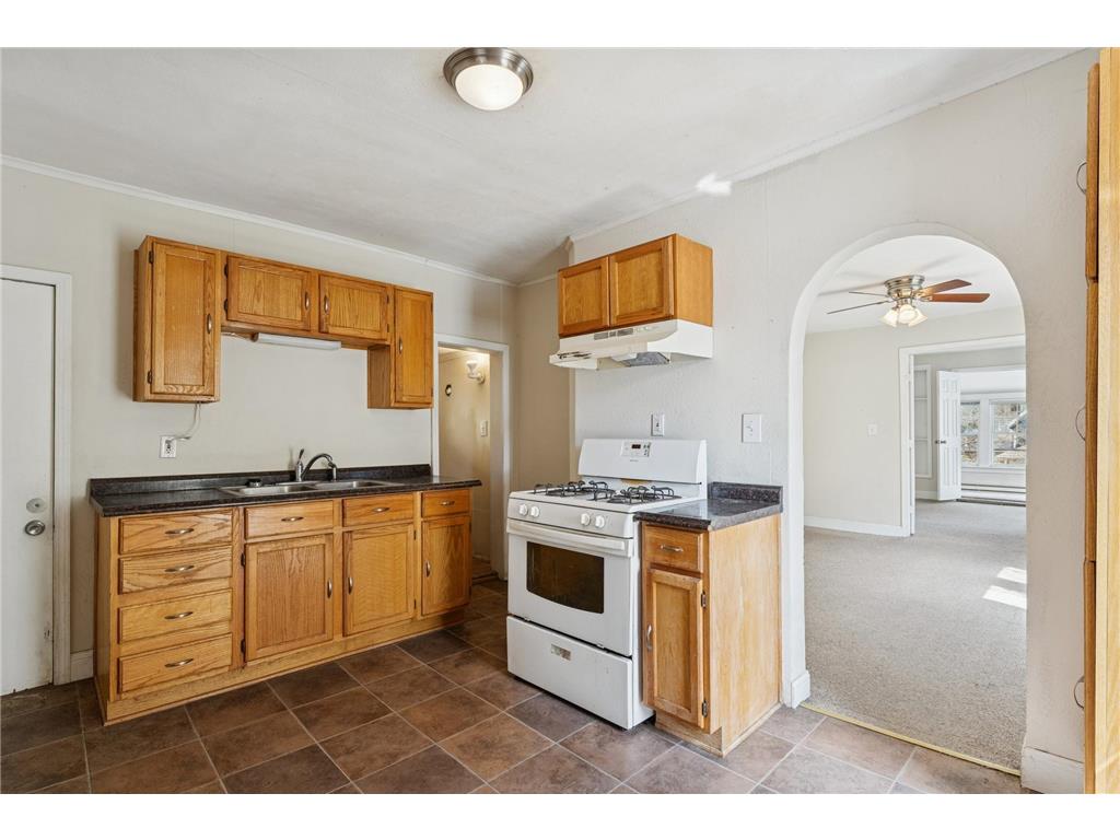 3022 Grand Avenue S Minneapolis MN 55408 6724558 image24