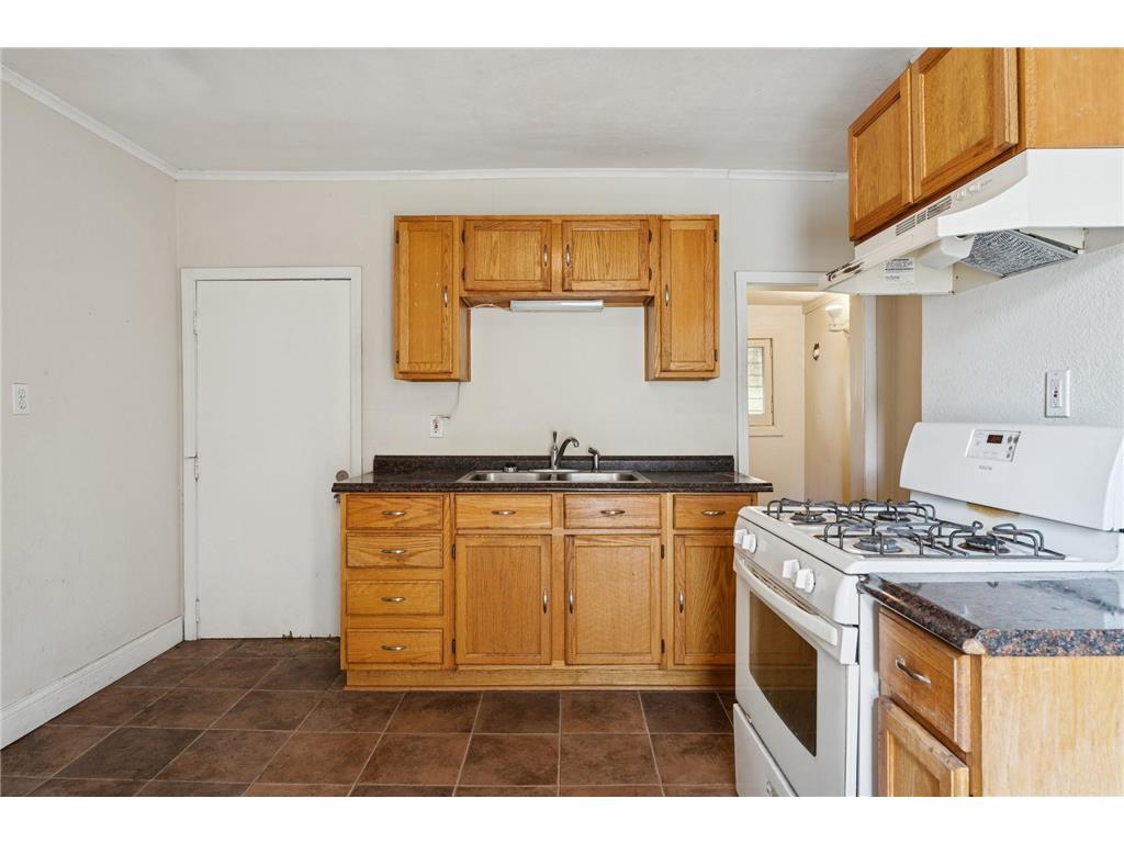 3022 Grand Avenue S Minneapolis MN 55408 6724558 image25