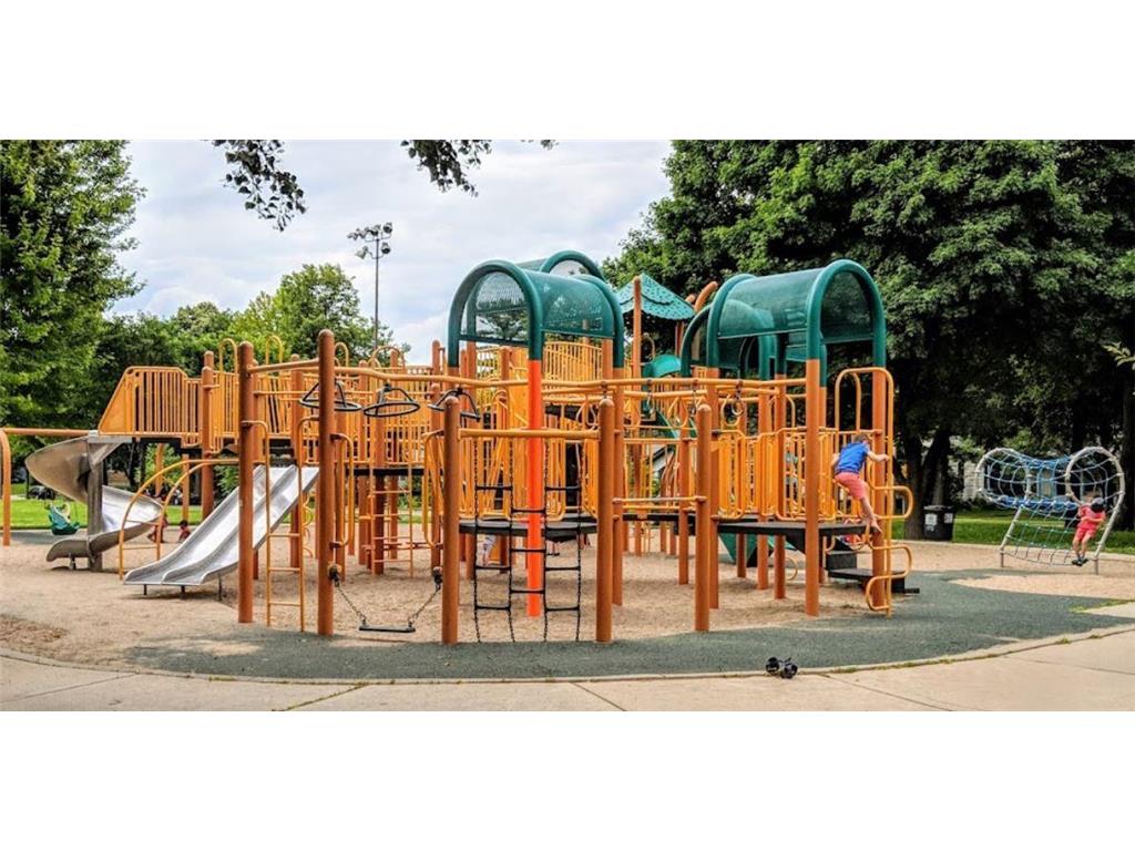 3022 Grand Avenue S Minneapolis MN 55408 6724558 image55