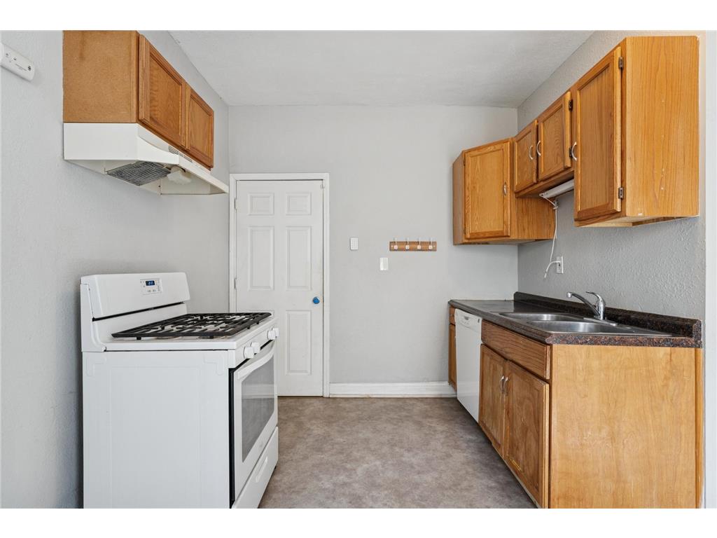 3022 Grand Avenue S Minneapolis MN 55408 6724558 image9