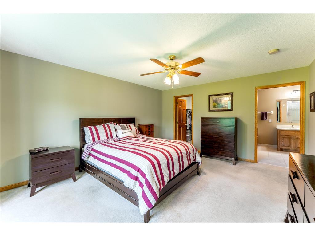 3022 Highpointe Curve Roseville MN 55113 7074631 image20