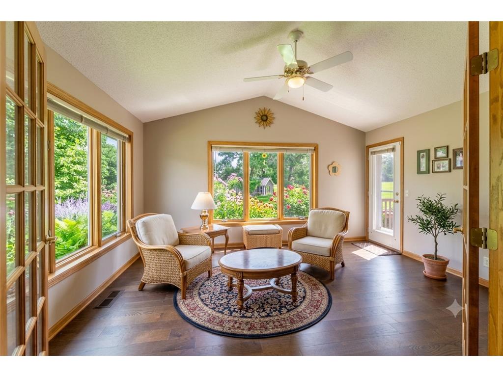 3022 Highpointe Curve Roseville MN 55113 7074631 image5