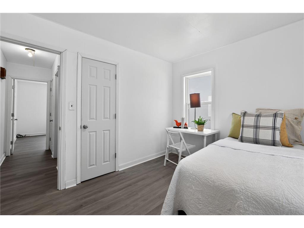 3022 Sheridan Avenue N Minneapolis MN 55411 7062070 image16