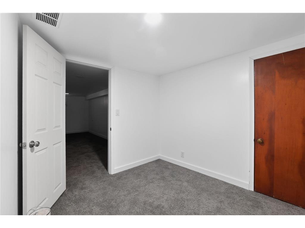 3022 Sheridan Avenue N Minneapolis MN 55411 7062070 image17