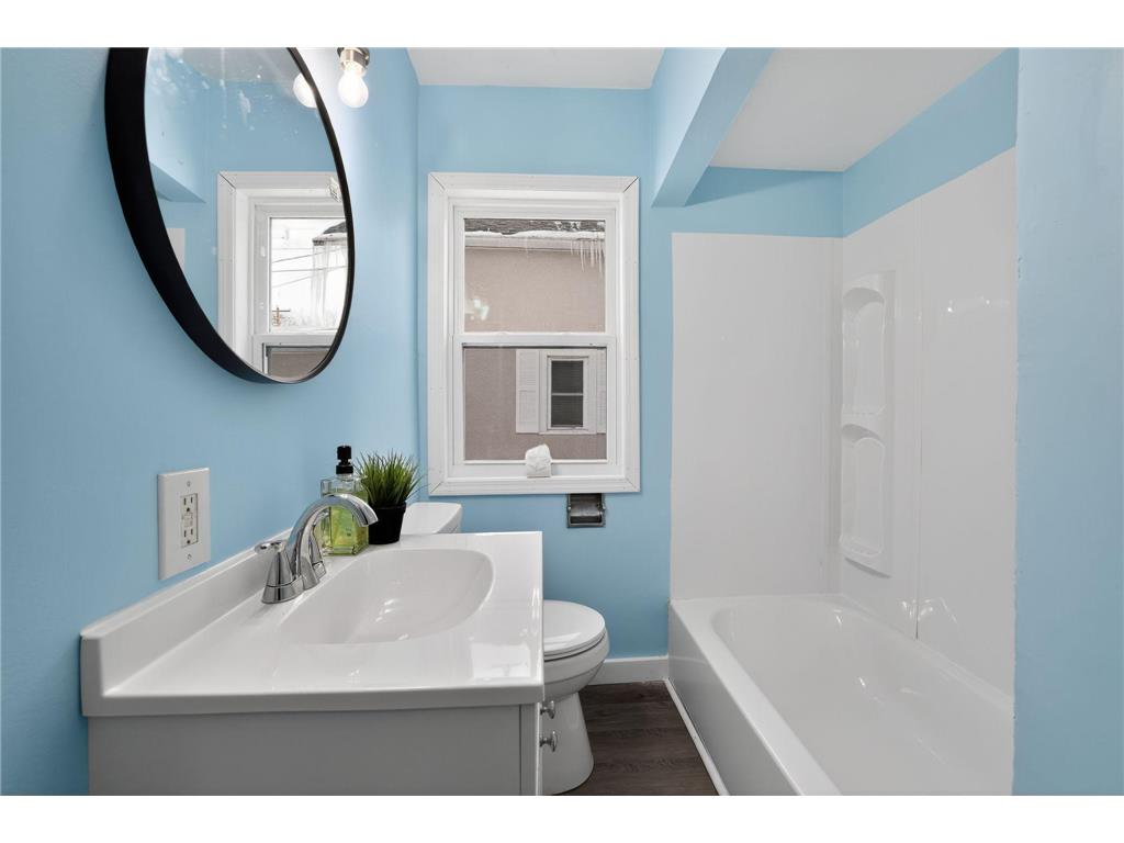 3022 Sheridan Avenue N Minneapolis MN 55411 7062070 image25