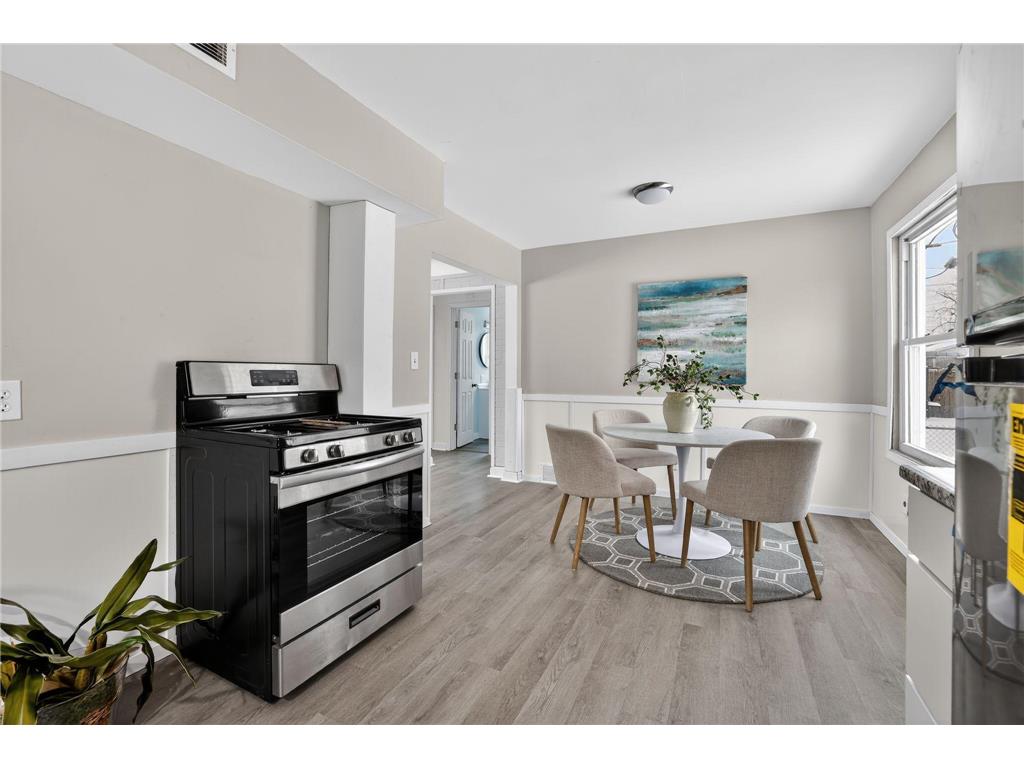 3022 Sheridan Avenue N Minneapolis MN 55411 7062070 image9