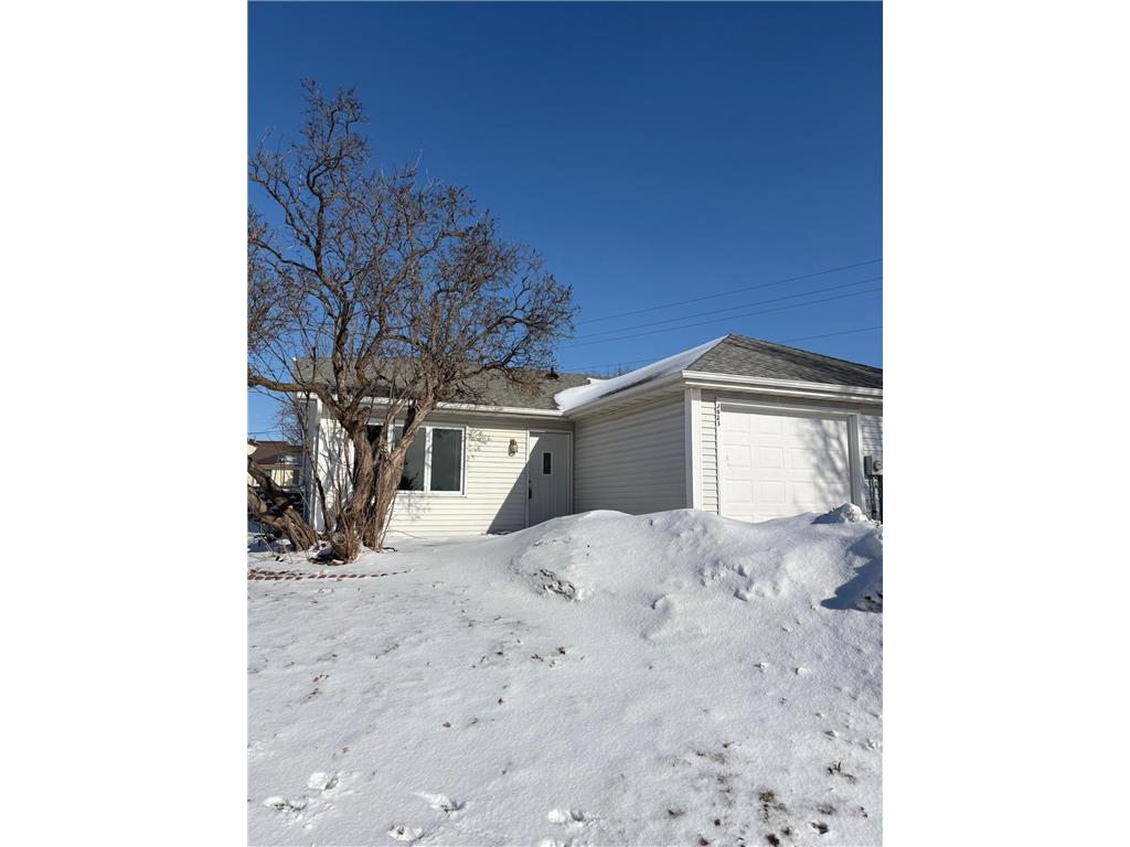 3023 25th Street NW Rochester MN 55901 7013045 image1