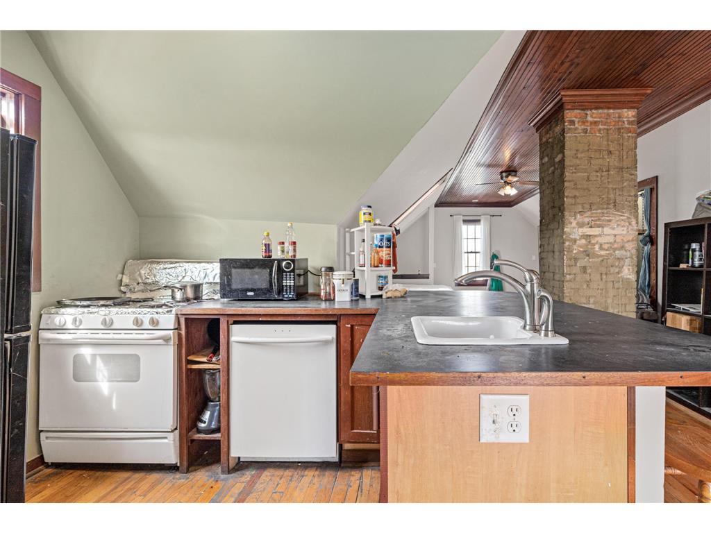 3024 Chicago Avenue Minneapolis MN 55407 7052375 image24