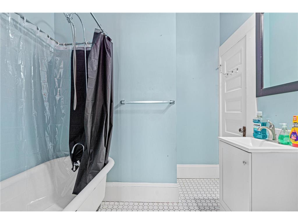 3024 Chicago Avenue Minneapolis MN 55407 7052375 image39