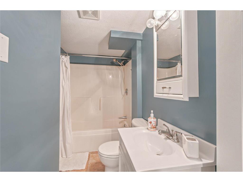 30240 Neal Avenue Lindstrom MN 55045 7077131 image16