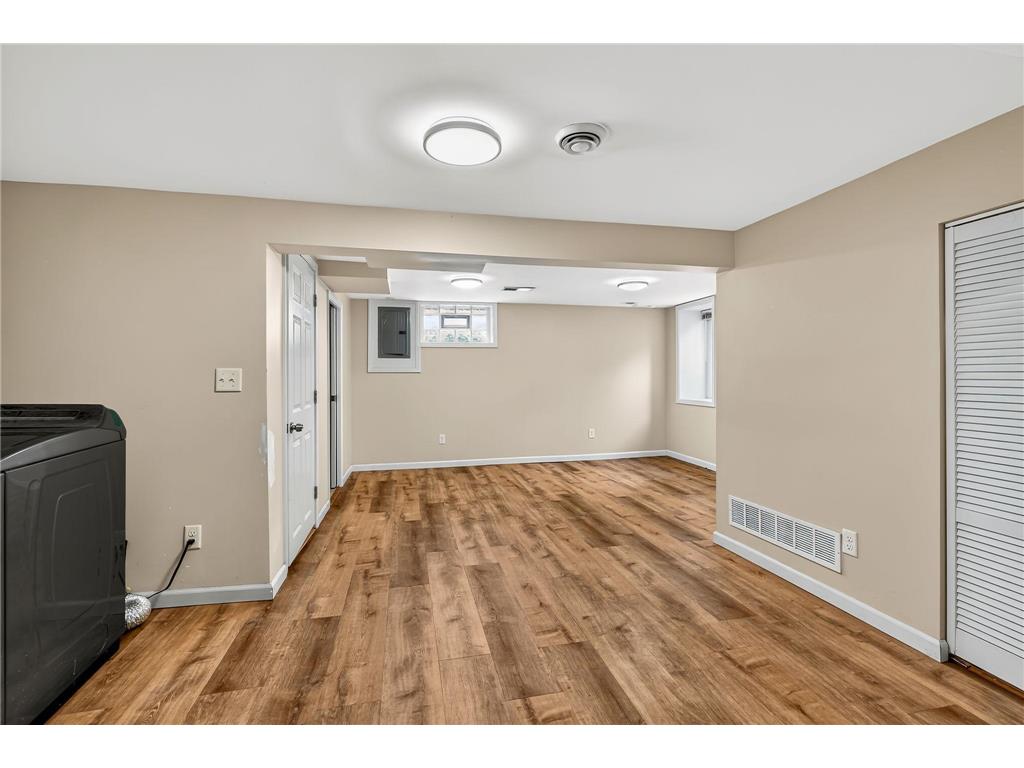 3025 16th Avenue S Minneapolis MN 55407 7056933 image18