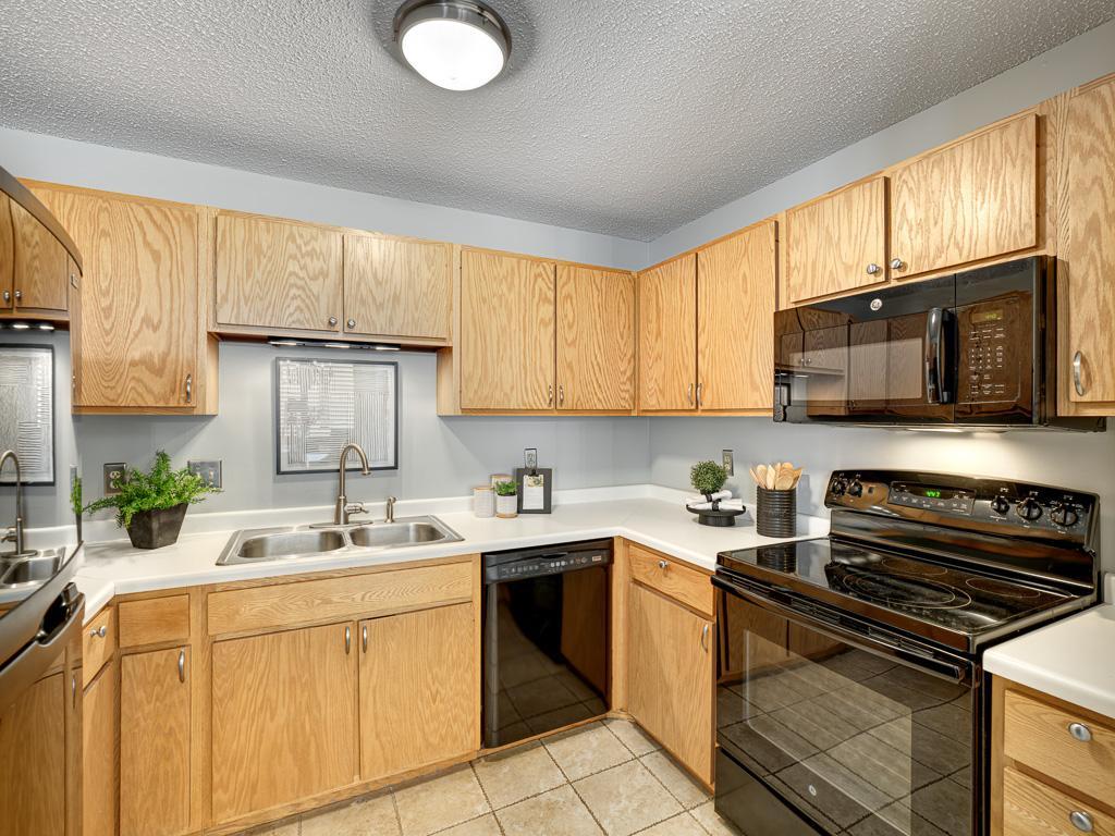 3026 Lake Shore Drive #B Minneapolis MN 55416 7093120 image4
