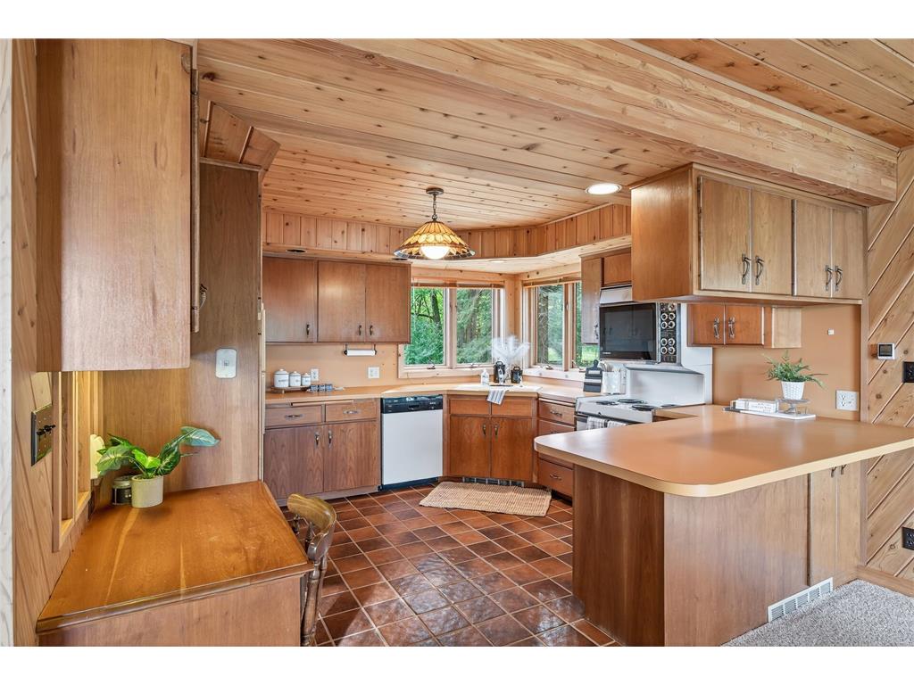 30260 Lofton Avenue Chisago Lake Twp MN 55013 - School Lake 6772133 image11