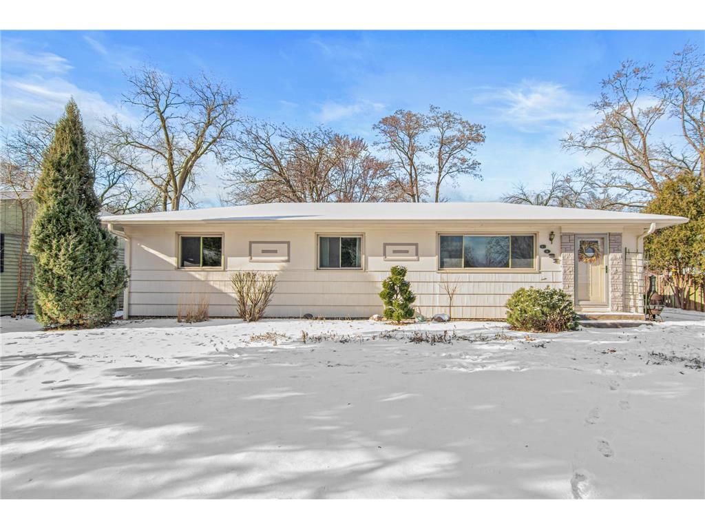 3027 Pascal Street Roseville MN 55113 6652552 image1