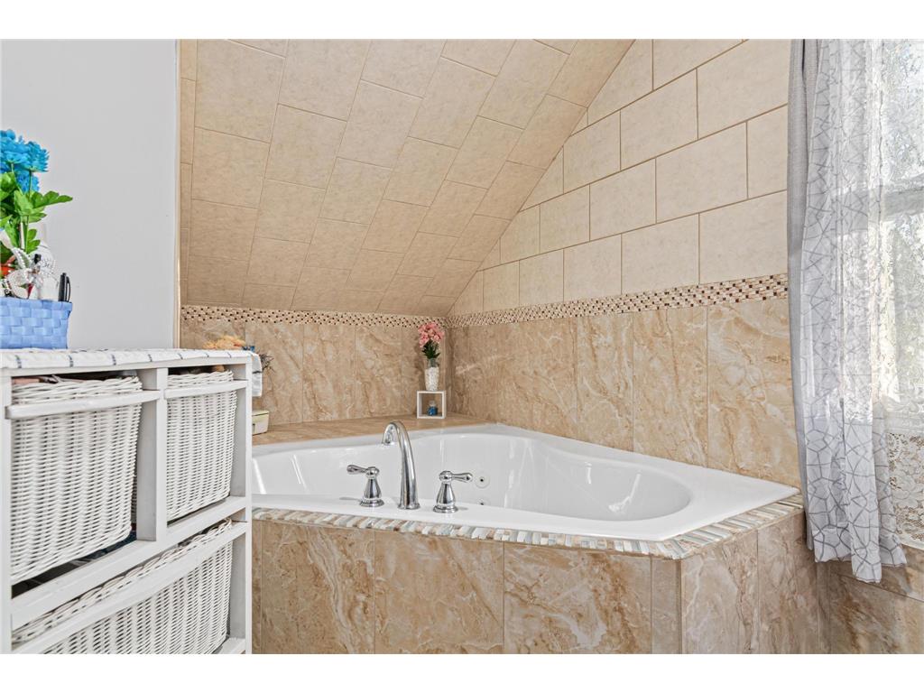 3028 Edgerton Street Little Canada MN 55117 6628105 image23