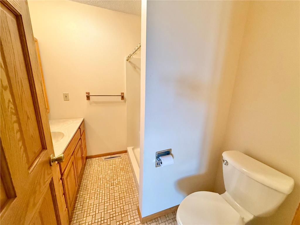 30282 Cordes Beach Rd Henning MN 56551 - West Leaf 7065516 image42