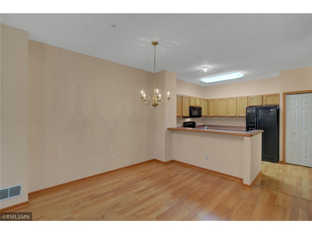 3029 Hemingway Trail N #2 Maplewood MN 55109 6806314 image7