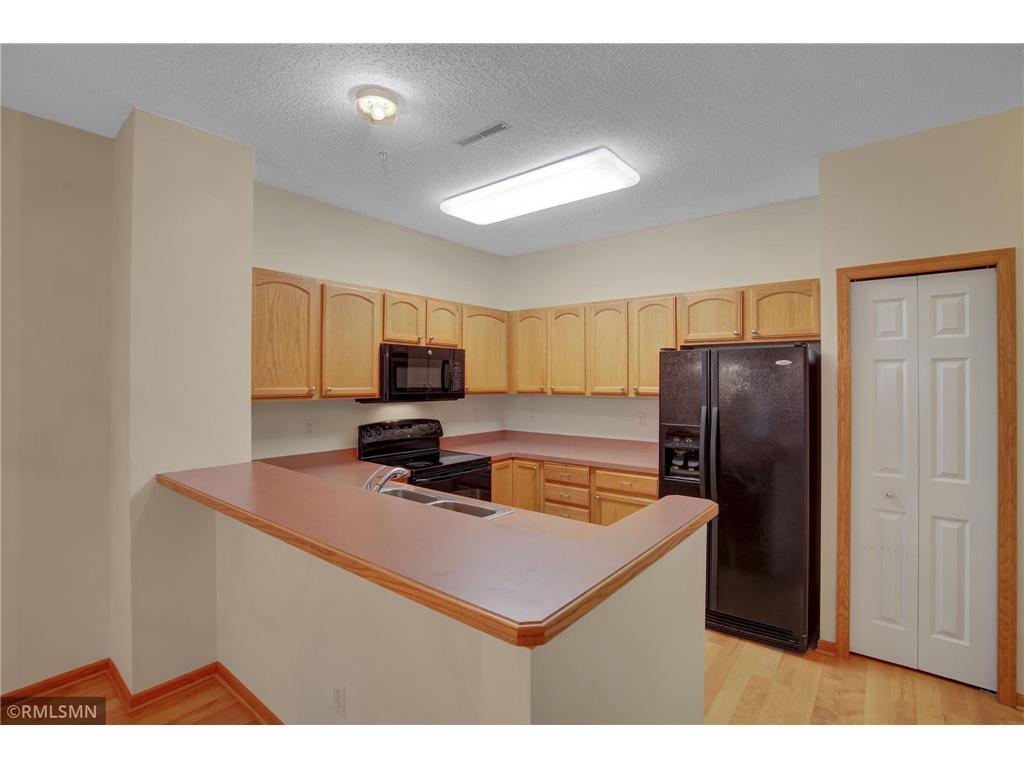 3029 Hemingway Trail N #2 Maplewood MN 55109 6806314 image8