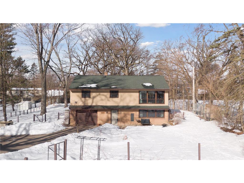 3029 Victoria Street N Roseville MN 55113 6344373 image1