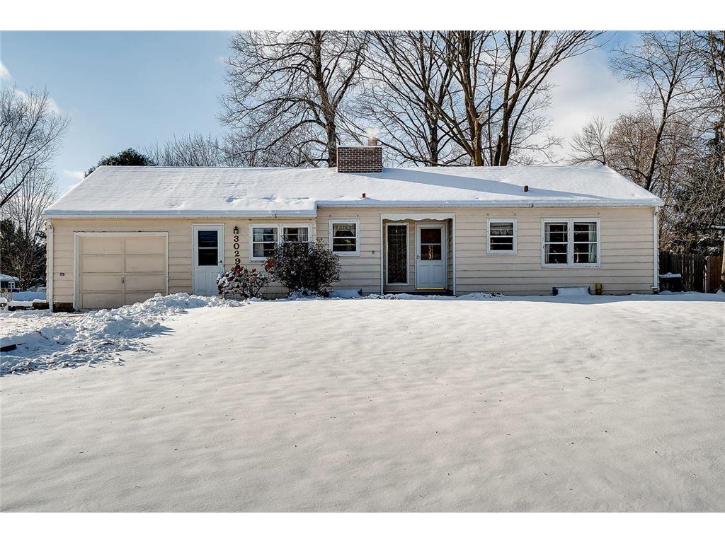 30290 Olinda Trail, Lindstrom, MN 55045 MLS 6300141 Edina Realty