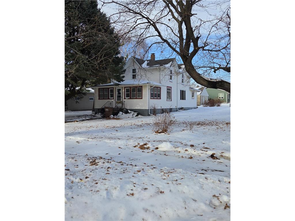 303 1st Street NW New Richland MN 56072 6754918 image1