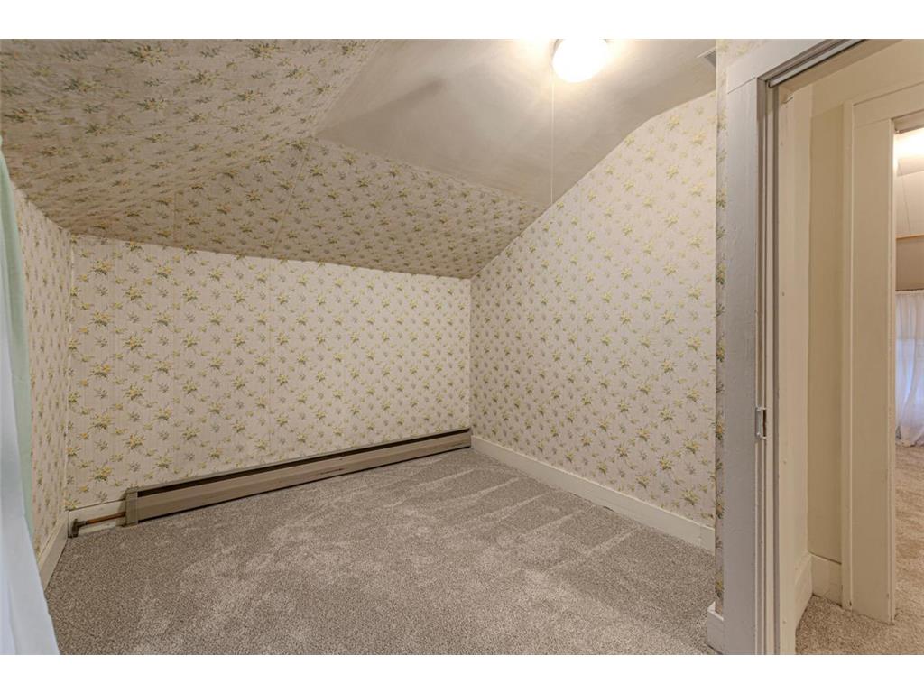 303 1st Street NW New Richland MN 56072 6754918 image27