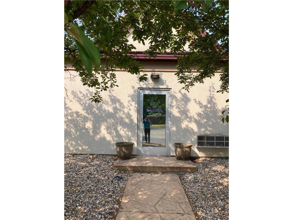 303 22nd Avenue W #6 Alexandria MN 56308 6799041 image1