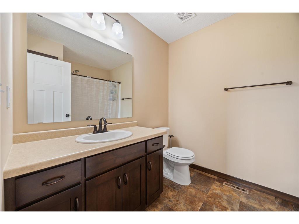 303 29th Avenue SE Saint Cloud MN 56304 6697959 image10