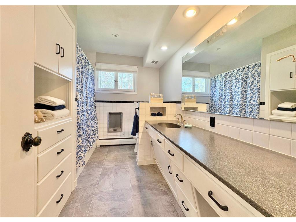 303 3rd Avenue SW Medford MN 55049 7061017 image11