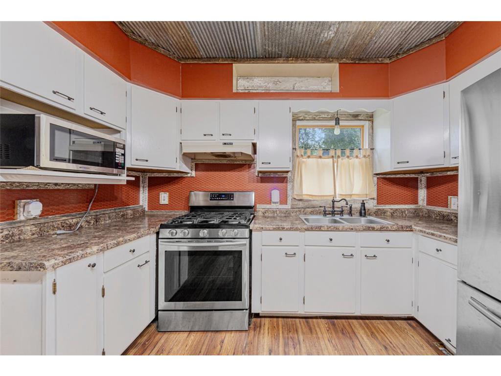 303 3rd Street N Ellendale MN 56026 6811963 image19