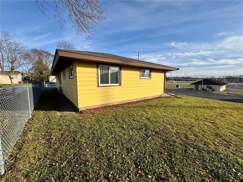 303 6th Avenue SW Stewartville MN 55976 6820238 image24