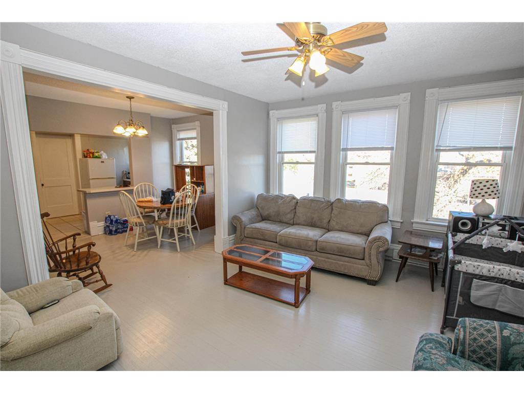 303 6th Avenue W Alexandria MN 56308 6814987 image23