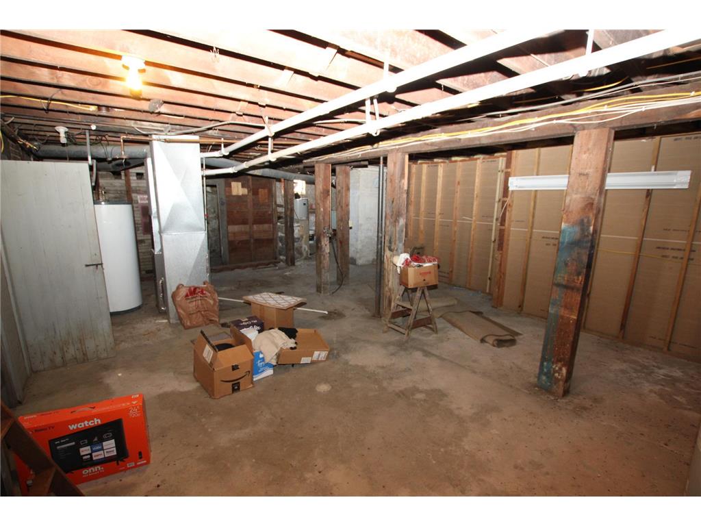 303 6th Avenue W Alexandria MN 56308 6814987 image49