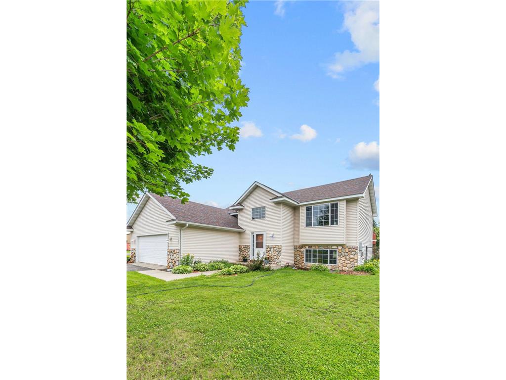 303 Bavaria Lane Waverly MN 55390 7054457 image1