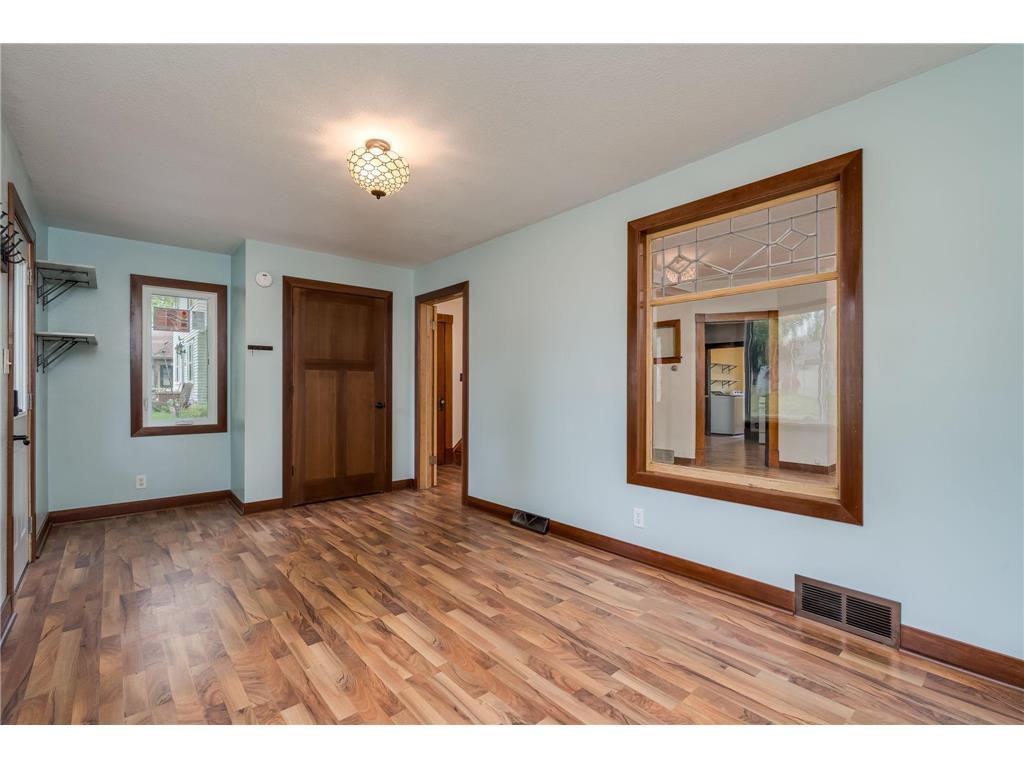 303 Broadway Hanska MN 56041 7080484 image6