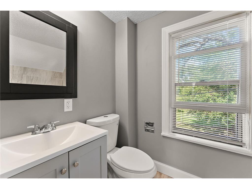 303 Cesar Chavez Street Saint Paul MN 55107 6823704 image11