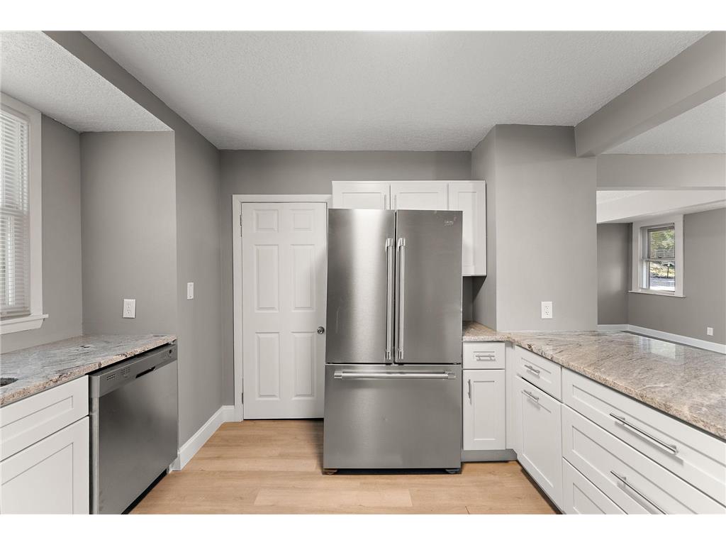 303 Cesar Chavez Street Saint Paul MN 55107 6823704 image6