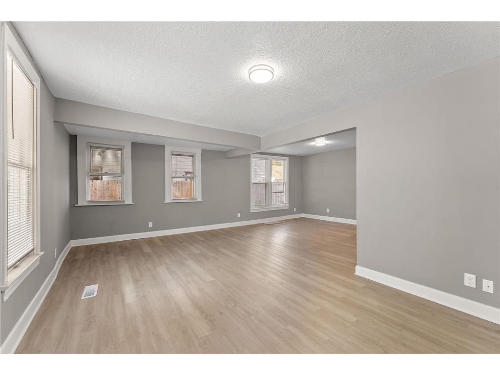 303 Cesar Chavez Street Saint Paul MN 55107 6823704 image8